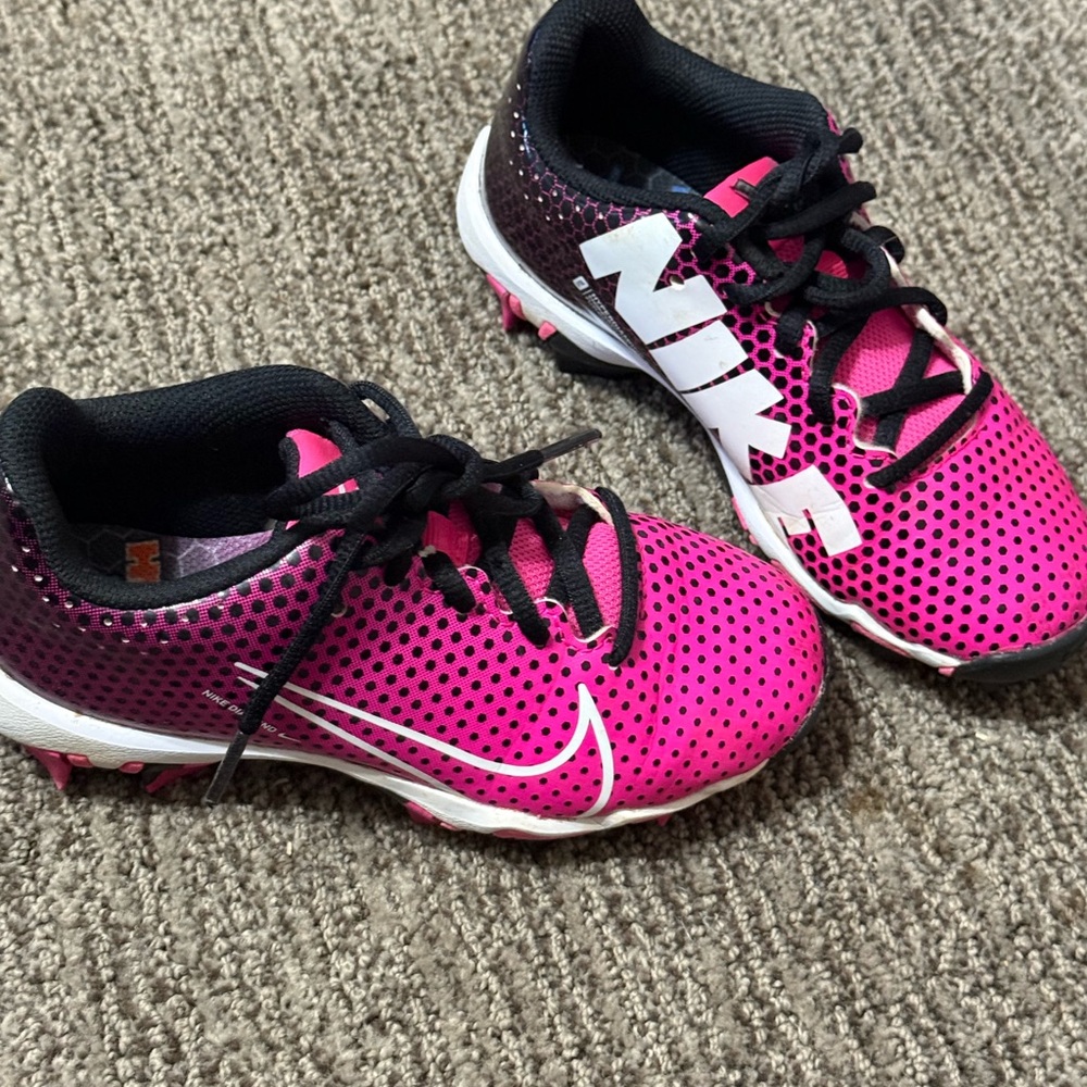 Nike  Girls Softball Pink and Black Cleats Shoes Size 13 Youth